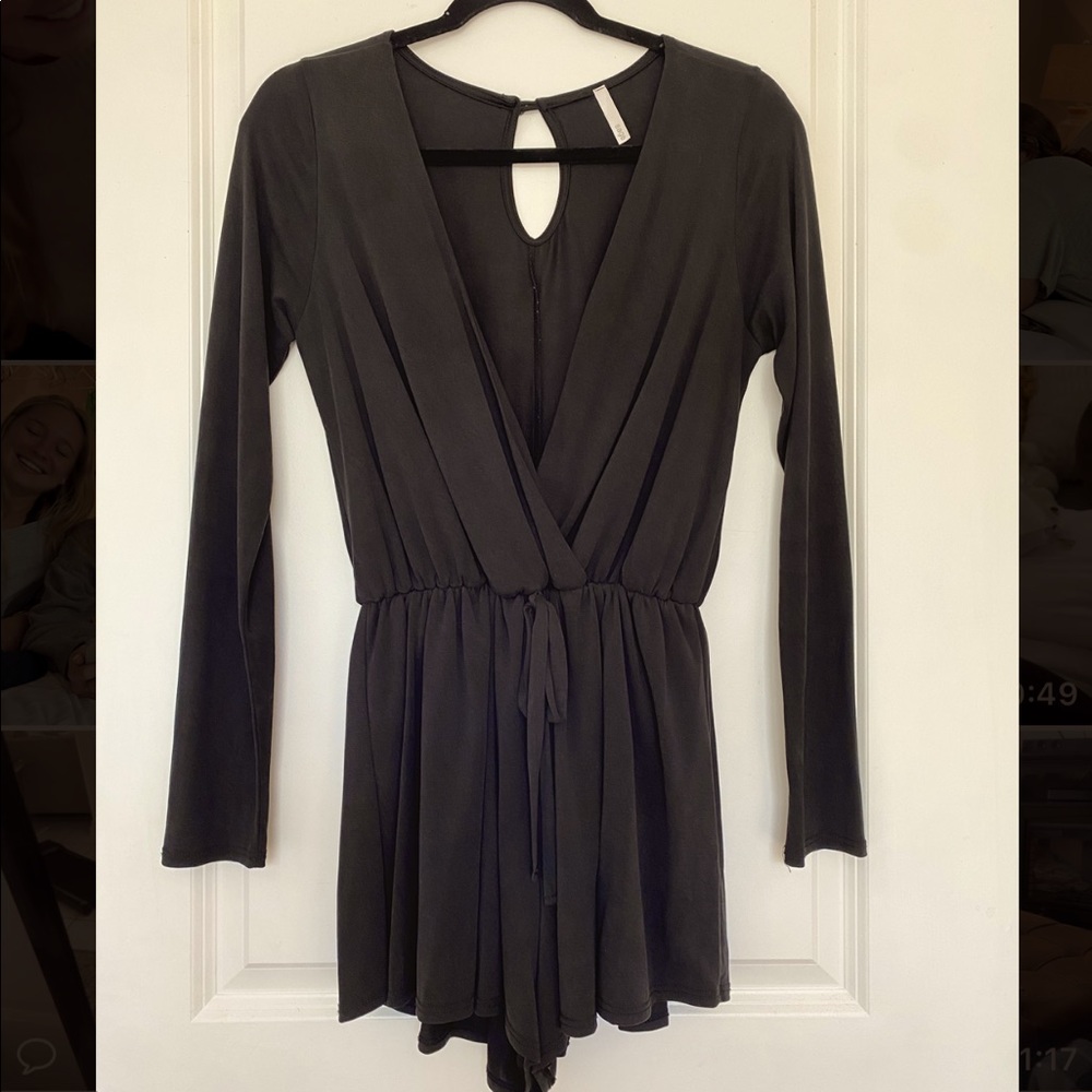 Medium Long-sleeve Romper- SUPER SOFT Material